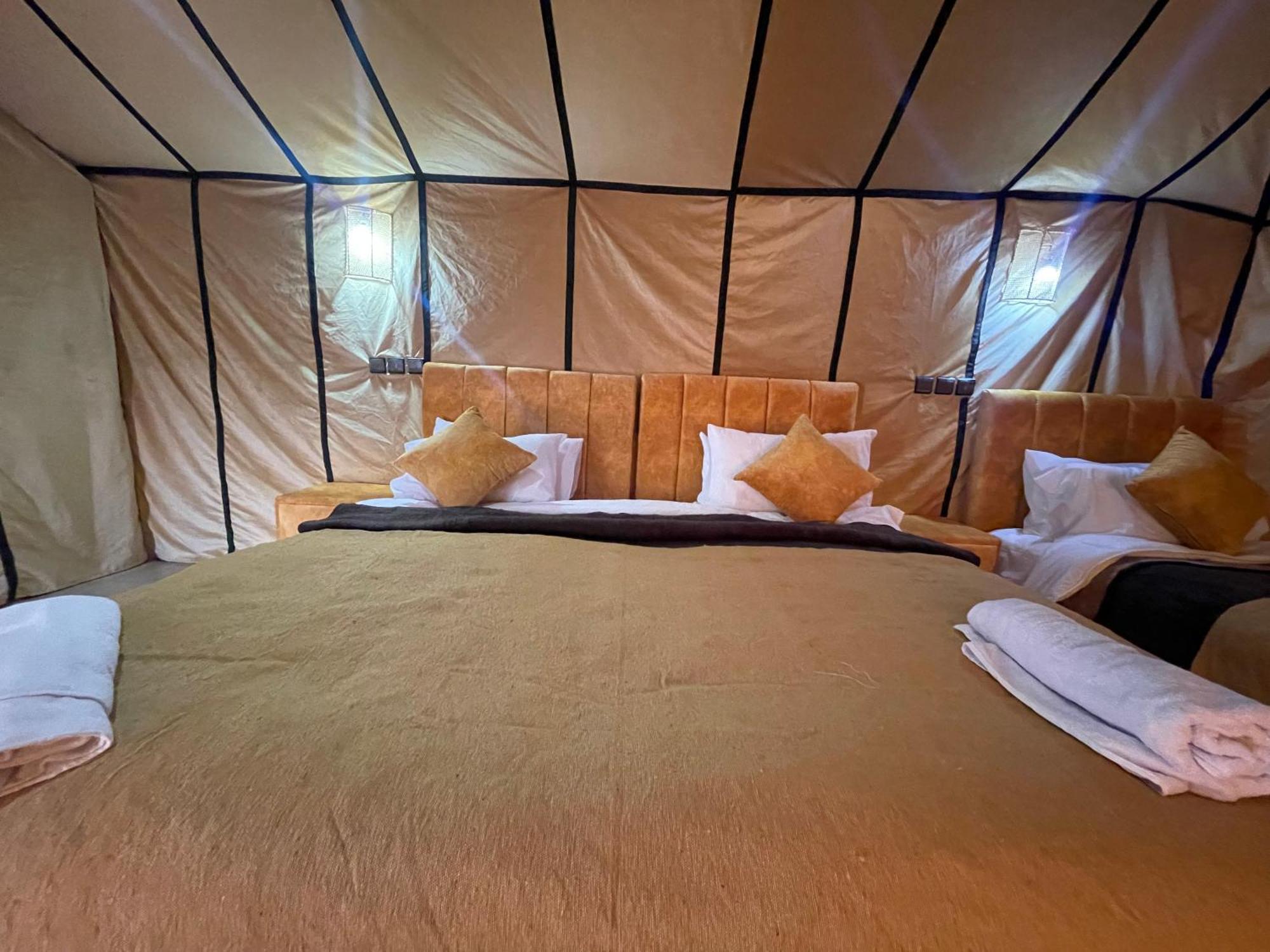 Roses Desert Camp Merzouga Esterno foto